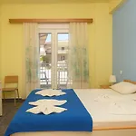 Aparthotel Dias *