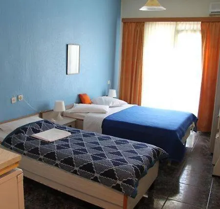 Dias *