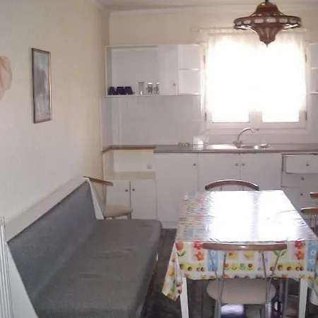 Dias Aparthotel