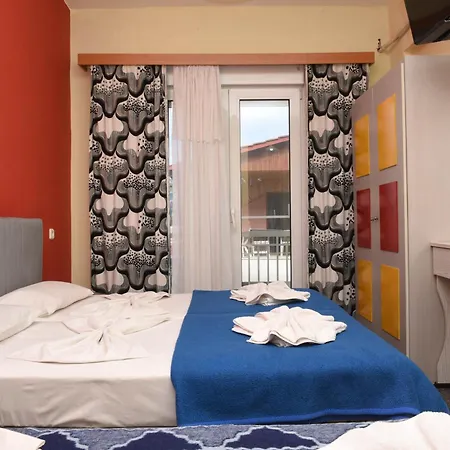 Apartahotel Dias *