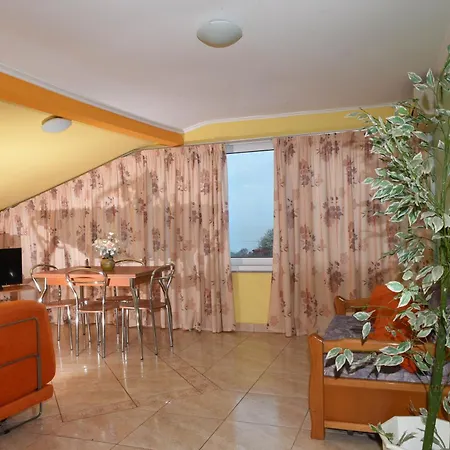Apartahotel Dias *