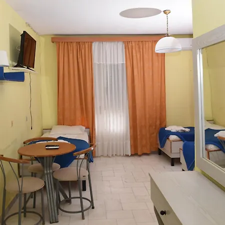 Dias Aparthotel *